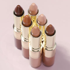 Wander Beauty Dualist matte finish enhances even skin tone.