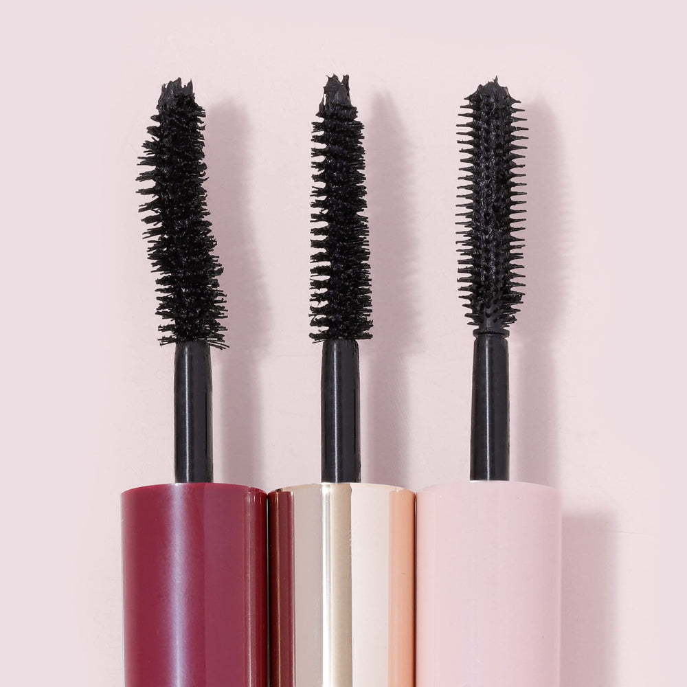 Wander Beauty Mile High Club wand closeup highlighting length