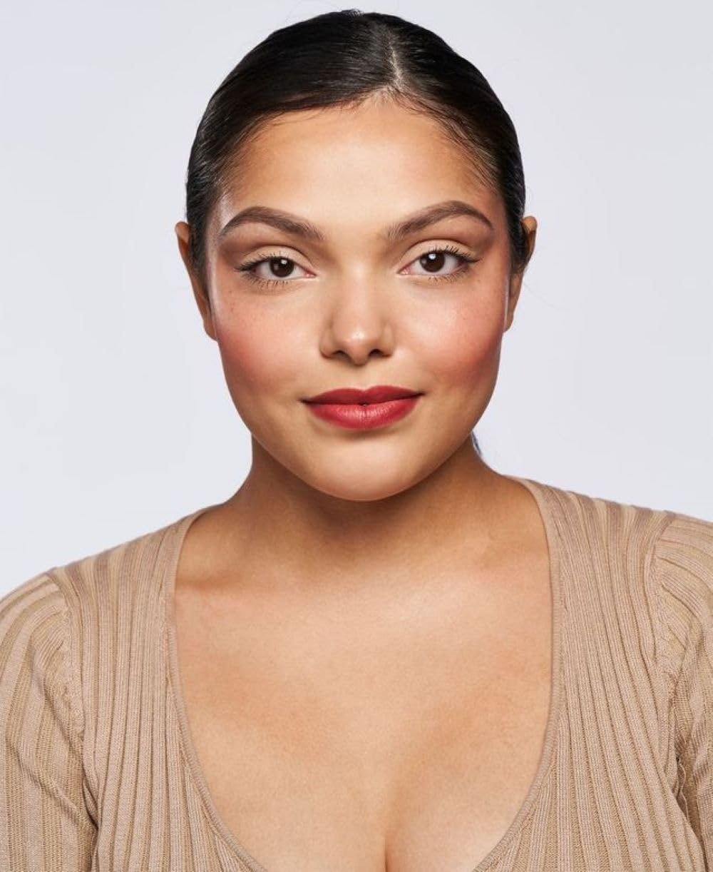 Wander Beauty On-the-Glow dual-ended stick blends color and highlight