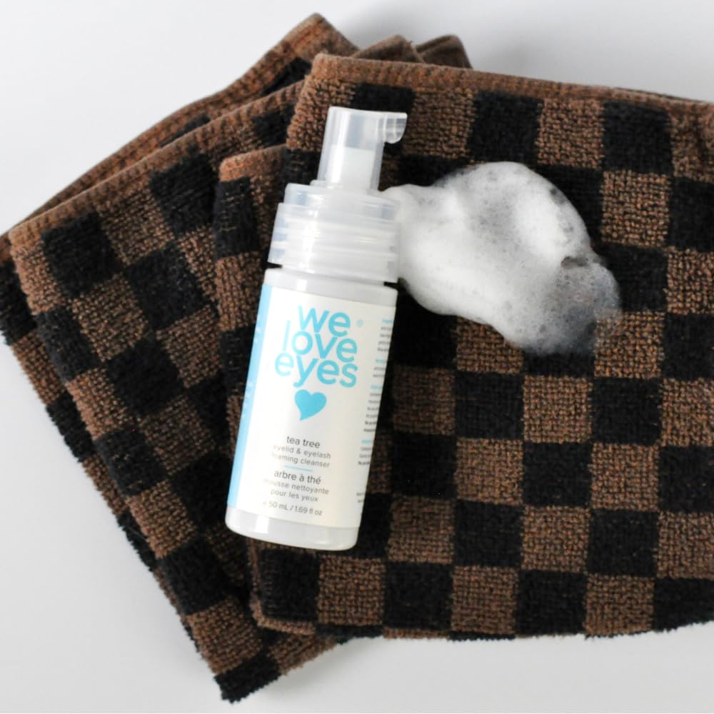 We Love Eyes Tea Tree Cleanser foaming action shows rich lather for gentle eyelid cleansing.