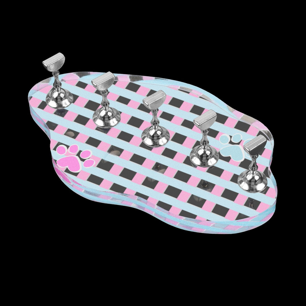 Wellquinn nail stand with checkerboard base for elegant nail art display