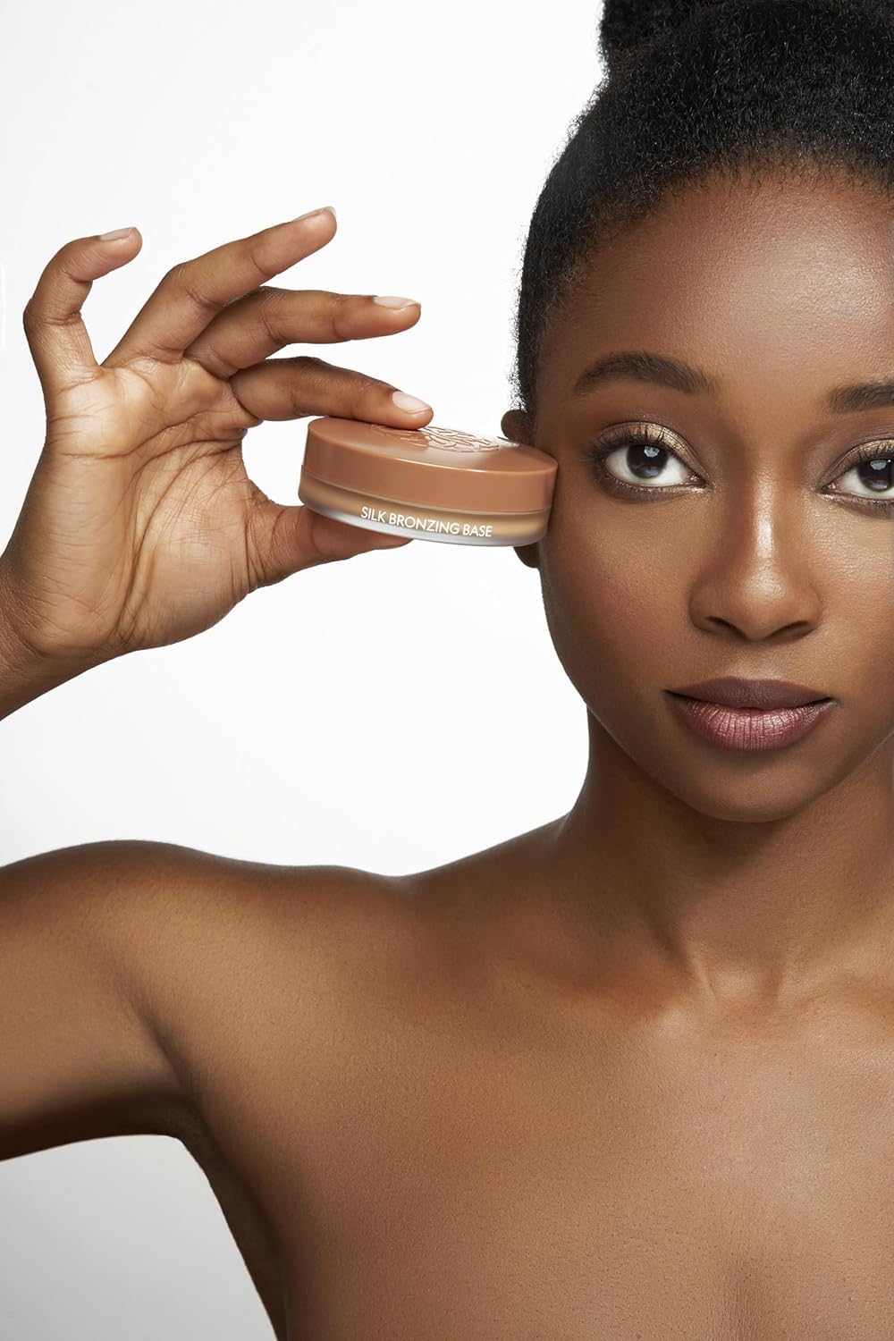 YENSA 8 superfood blend closeup highlights nourishing ingredients for glow.