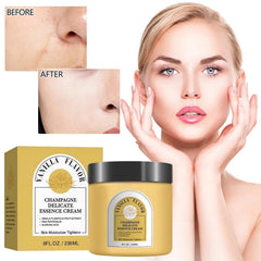 Texture and application closeup of YILEST Champagne Lift Cream for immediate hydration and lift.