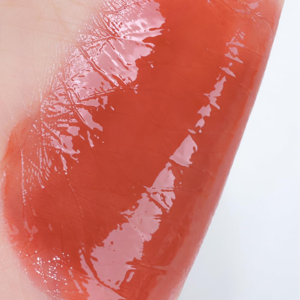 Centella Asiatica Extract nourishes lips while wearing YNM tint.