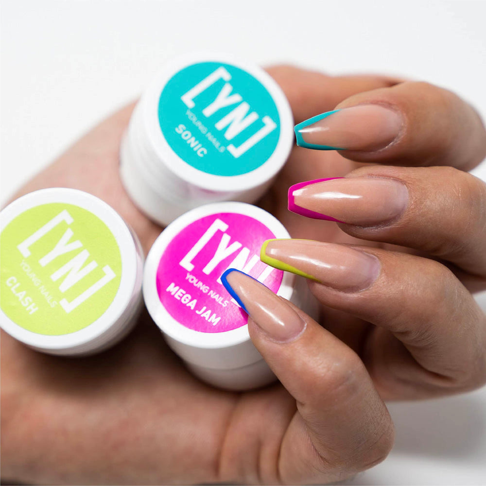 Young Nails line art on natural and artificial nails with precise control