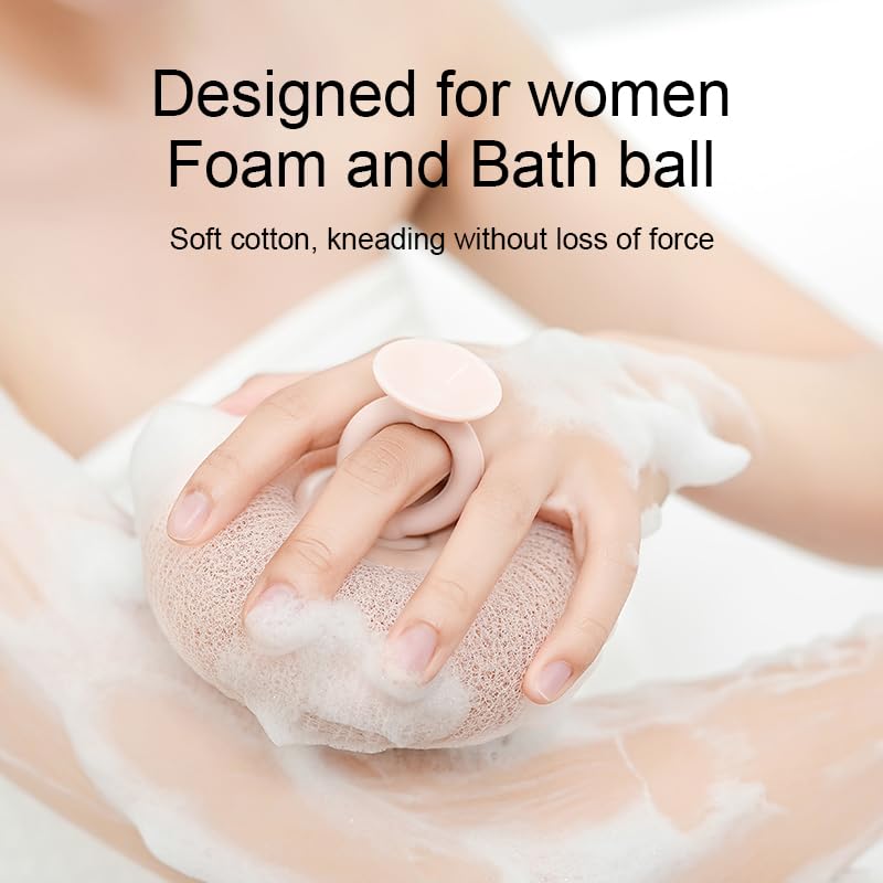2-in-1 design combines sponge and mesh for gentle exfoliation