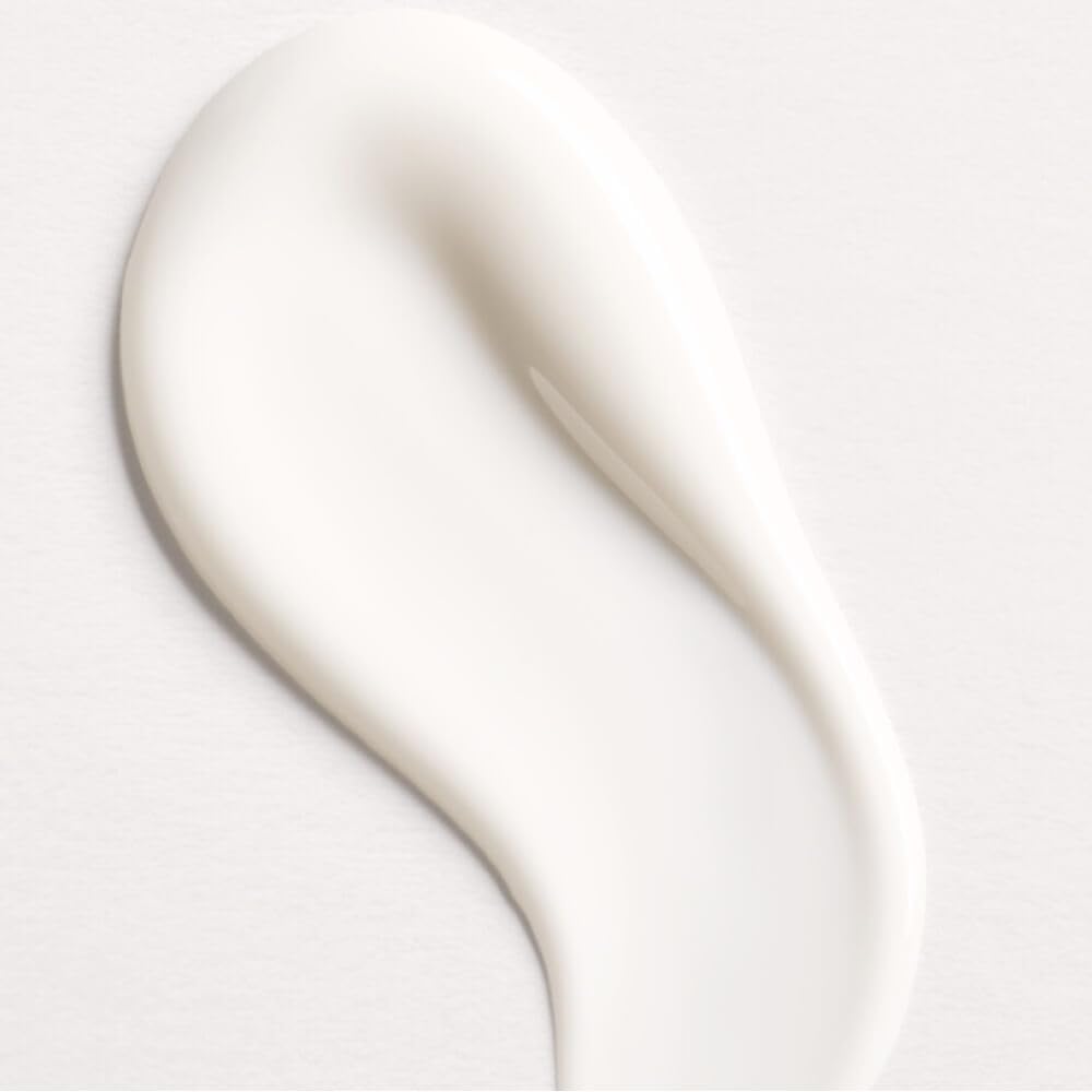 Yves Rocher Escape Bourbon Vanilla Body Milk texture is light and creamy for quick absorption.