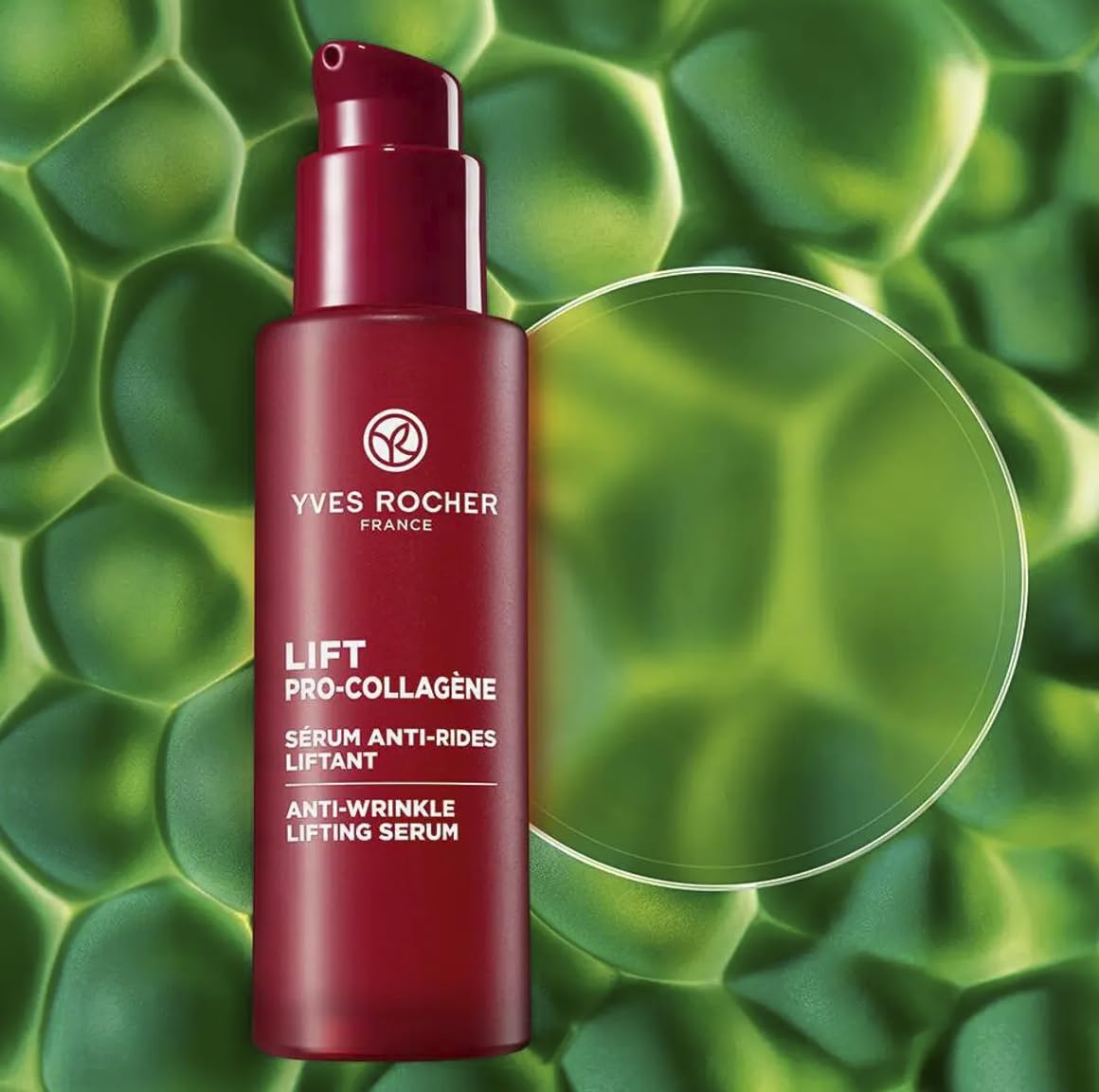 Packaging display of Yves Rocher Lift Pro-Collagene serum bottle for daily use