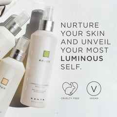 After-shower glow with ZENTS body oil providing a soft sheen and subtle fragrance.