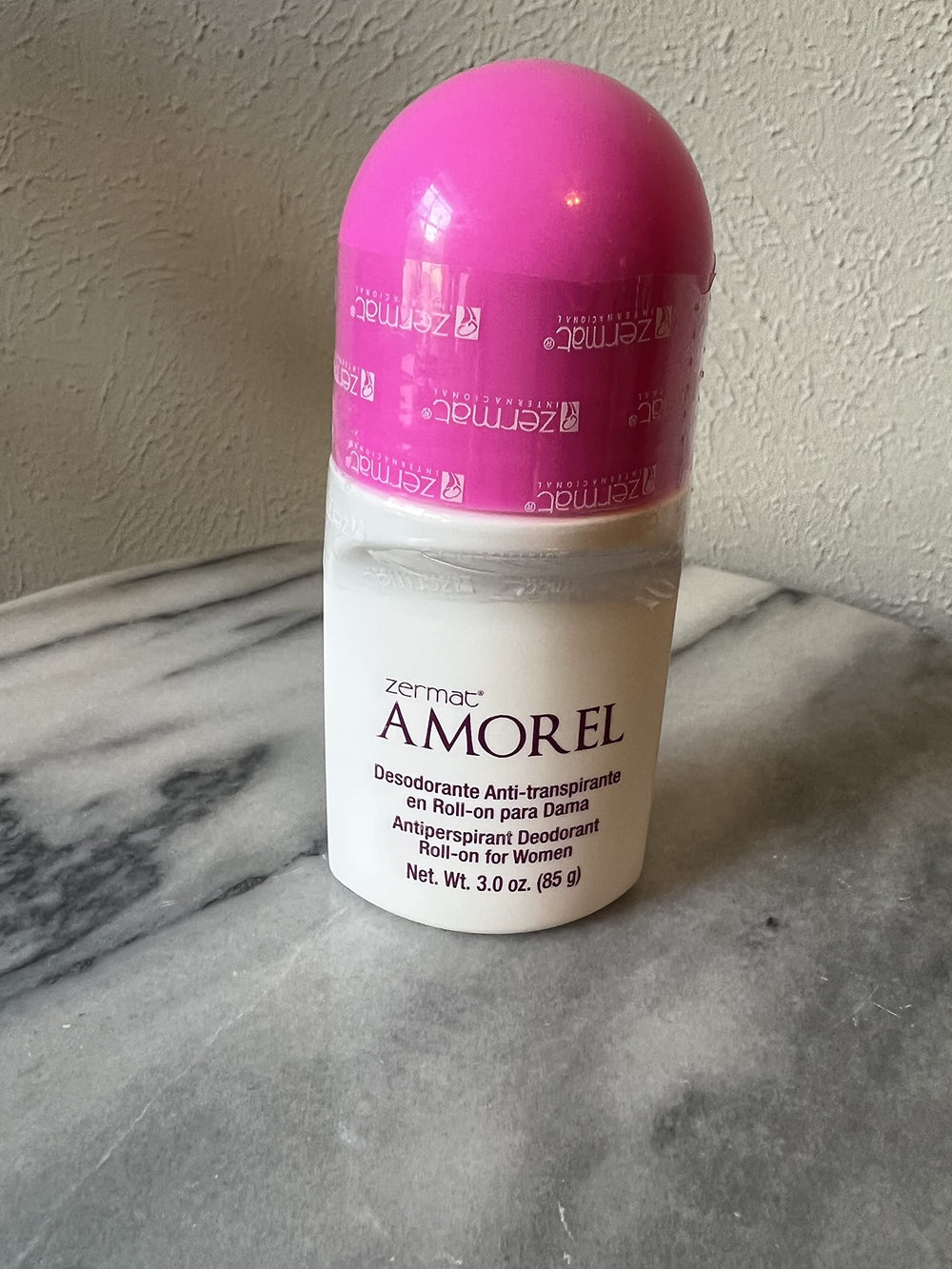 Zermat Amorel vanilla roll-on deodorant packaging set for convenient use.