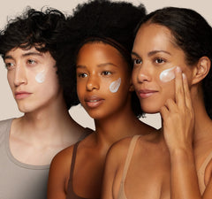 ZEROID Richenic Cream on face during routine promotes soothing moisture.