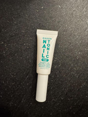 Zizia Forest Nail Tonic daily-use bottle demonstrates quick care