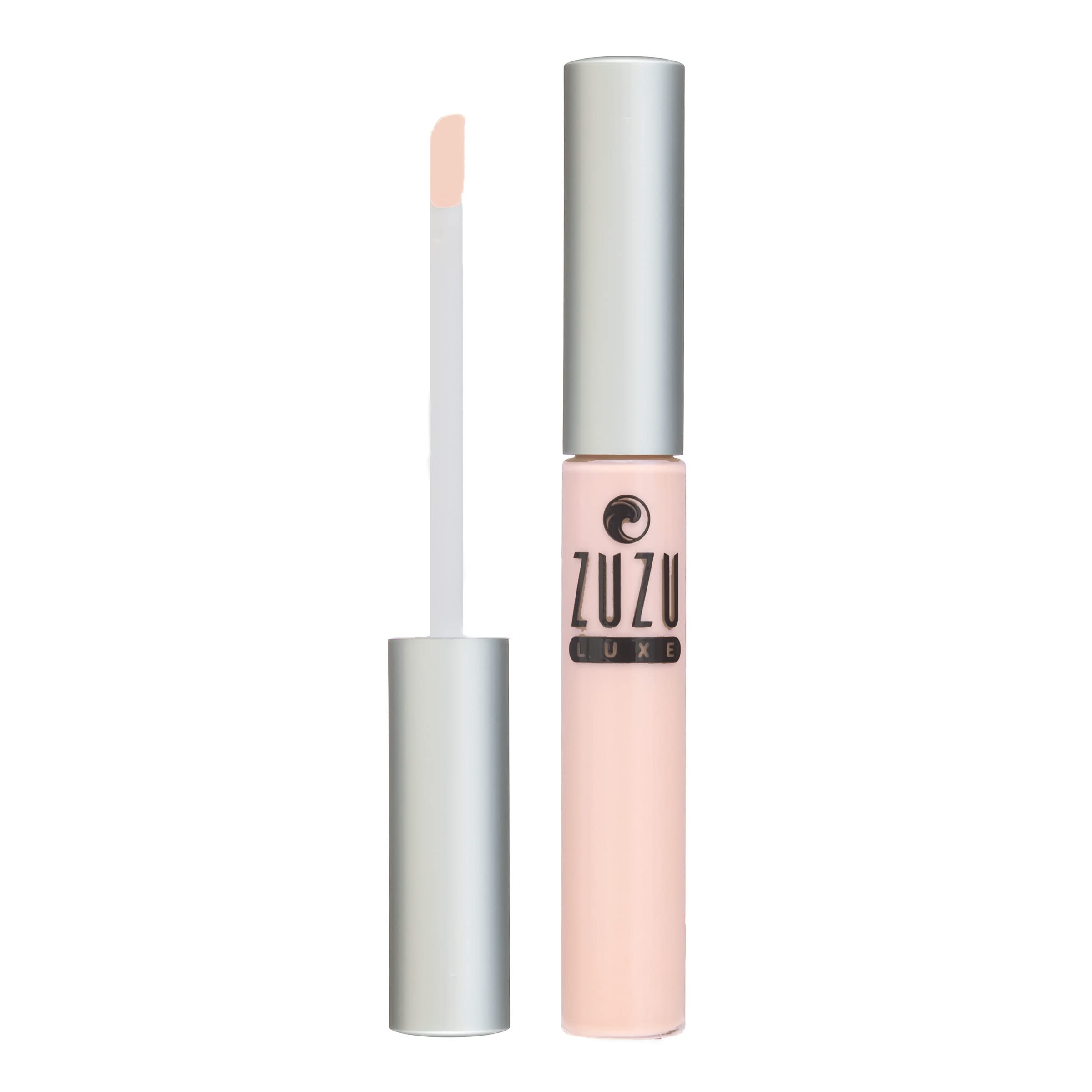 Zuzu Luxe Concealer C-3 application on blemishes provides natural-looking coverage