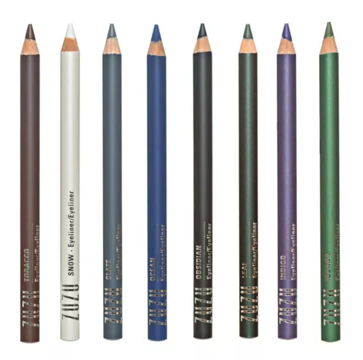 Zuzu Luxe Snow Eyeliner winged-eye look demonstrating definition